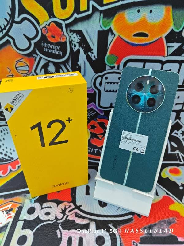 RealMe 12+ 5G 8-256Gb