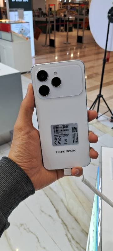 Tecno Spark-40 6+6-128Gb Blanc